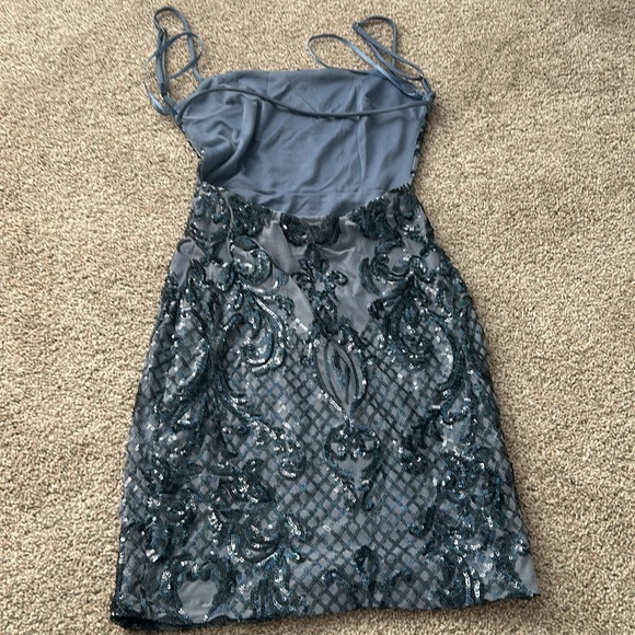 Dress - Picture 2 of 2